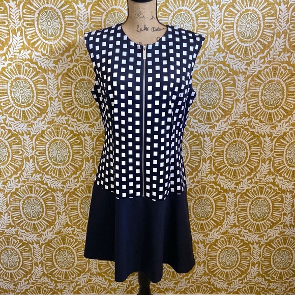 MICHAEL Michael Kors Dresses & Skirts - MICHAEL Michael Kors Navy/White Checkered Sleeveless Fit & Flare Zip Dress 14